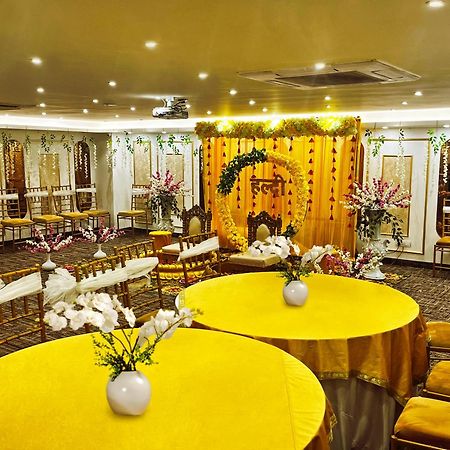 Hotel Town Pallace Inn Patel Nagar New Delhi Esterno foto