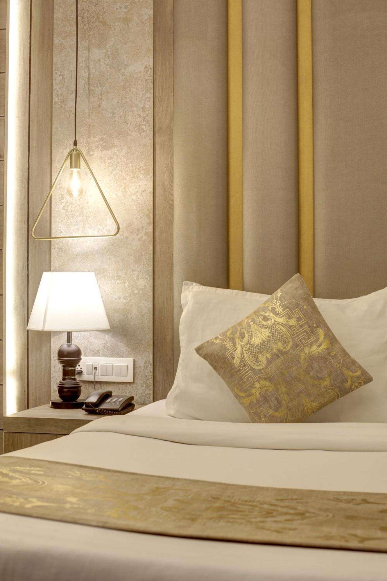 Hotel Town Pallace Inn Patel Nagar New Delhi Esterno foto