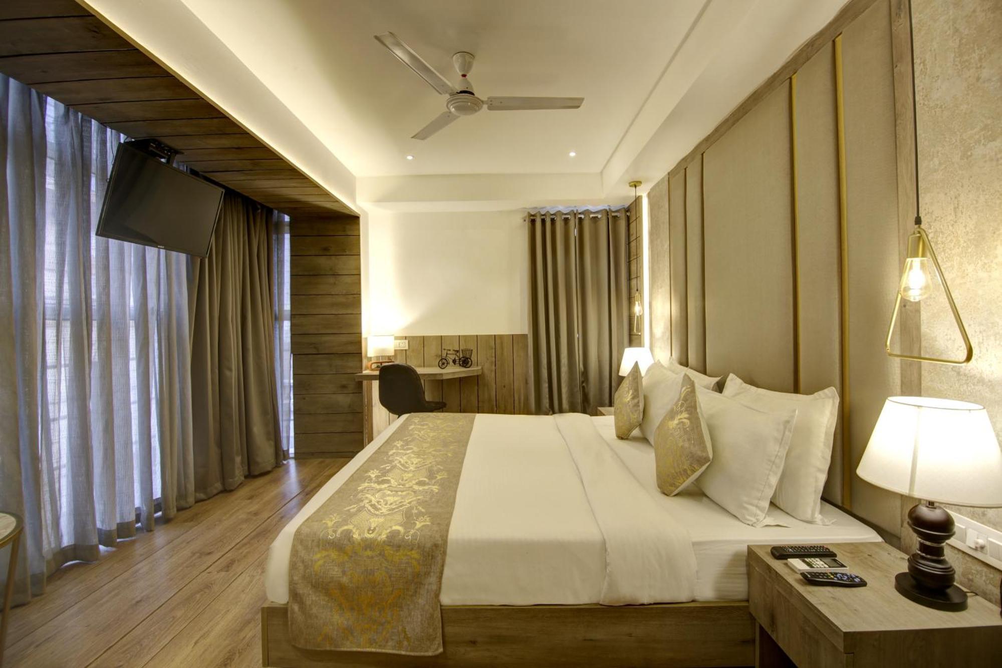 Hotel Town Pallace Inn Patel Nagar New Delhi Esterno foto