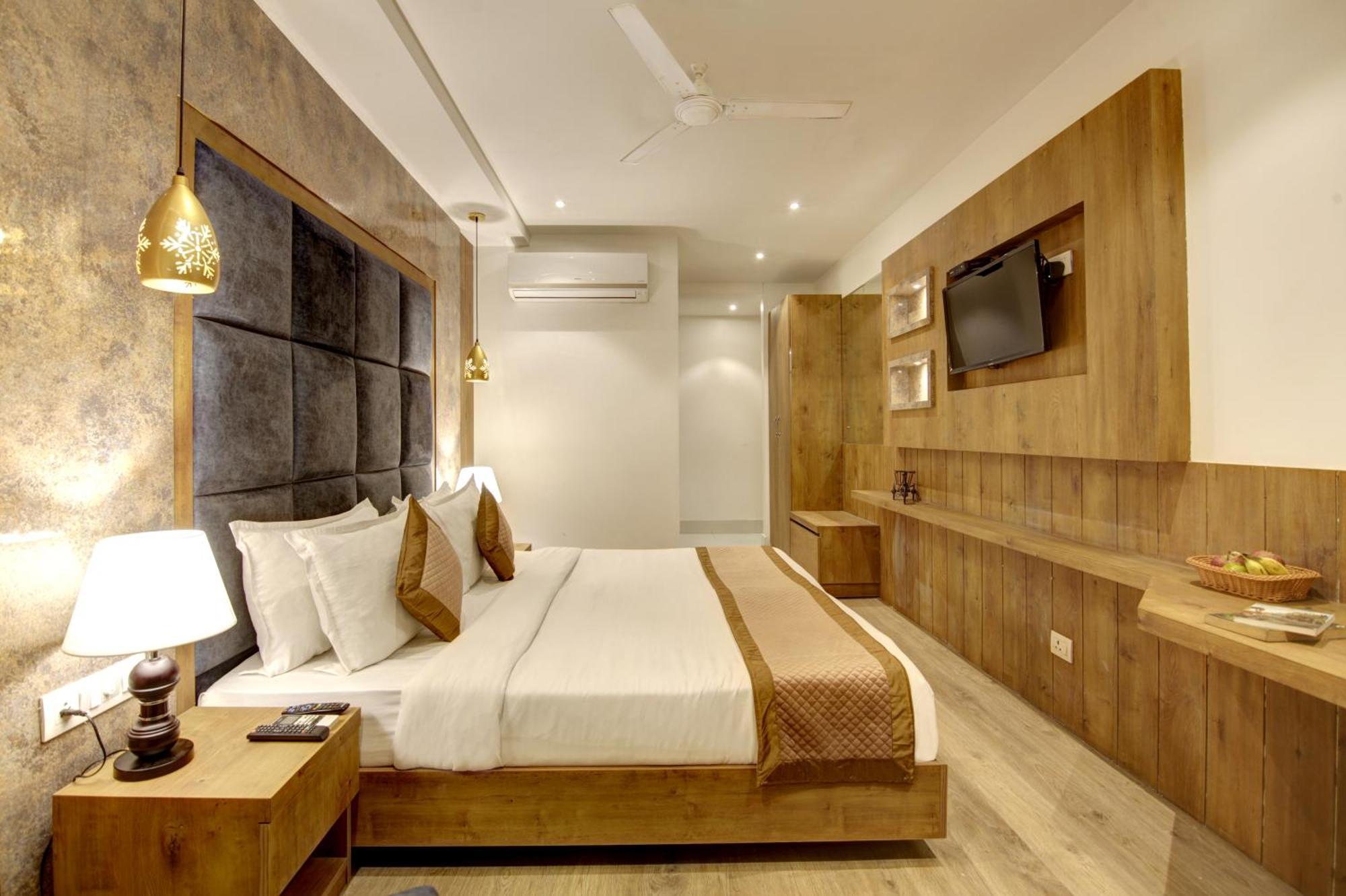 Hotel Town Pallace Inn Patel Nagar New Delhi Esterno foto