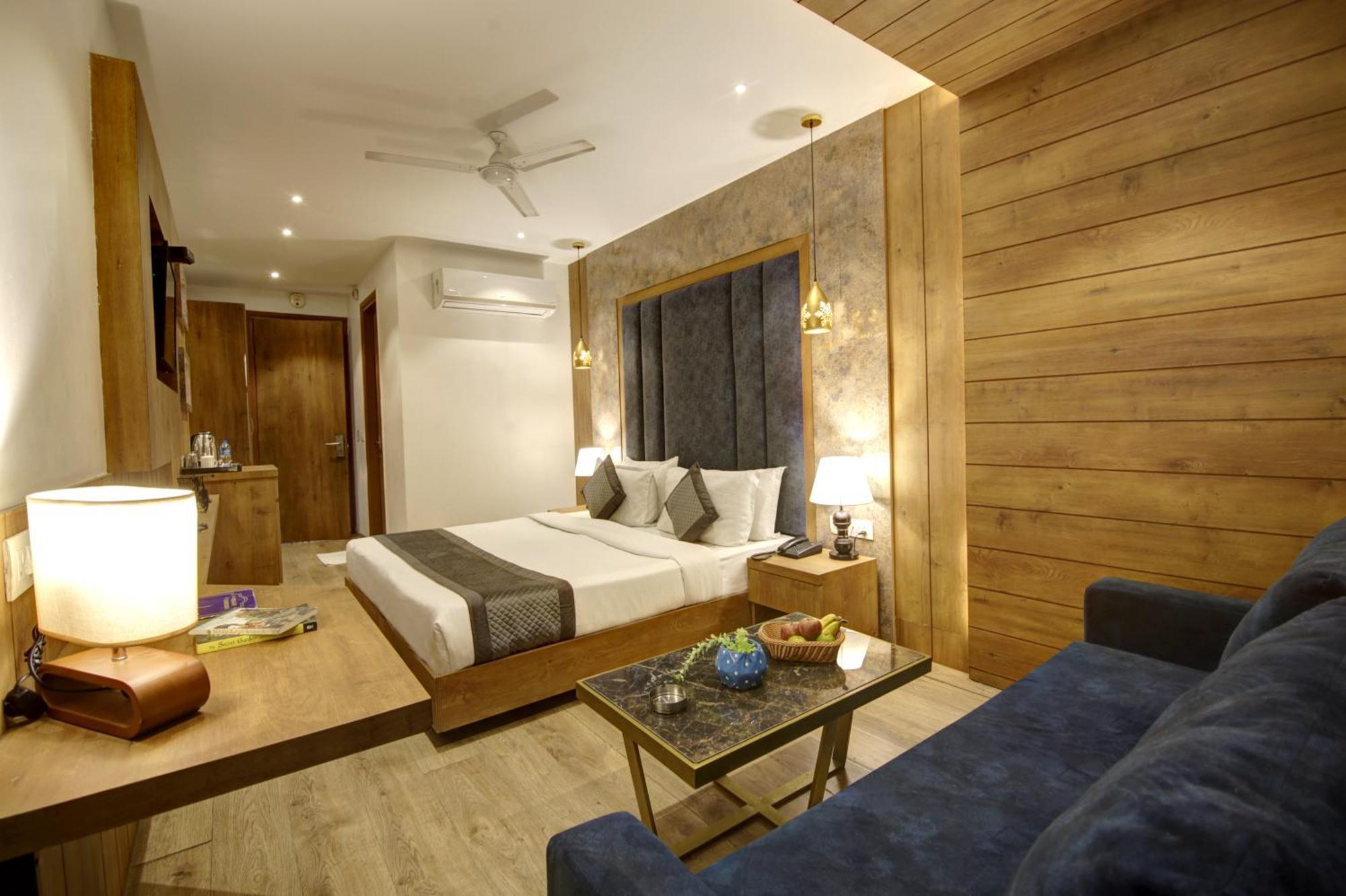Hotel Town Pallace Inn Patel Nagar New Delhi Esterno foto