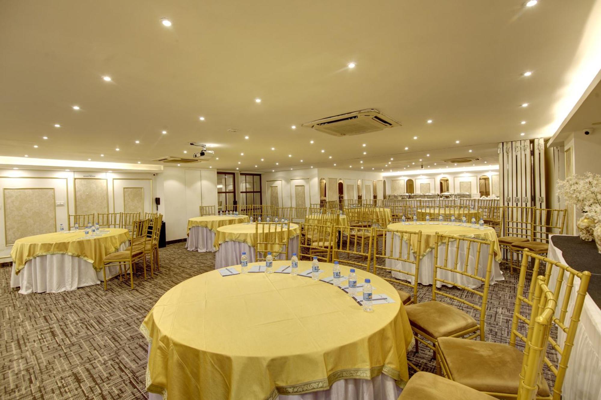 Hotel Town Pallace Inn Patel Nagar New Delhi Esterno foto
