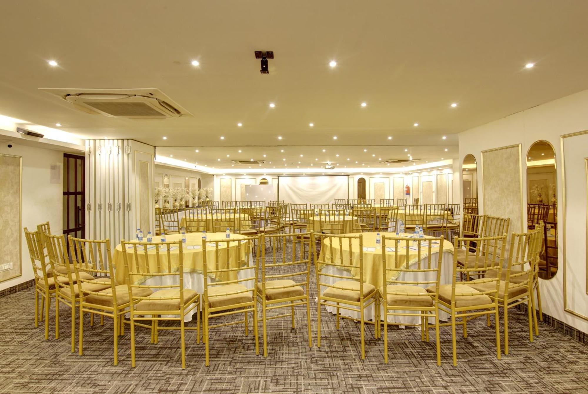 Hotel Town Pallace Inn Patel Nagar New Delhi Esterno foto