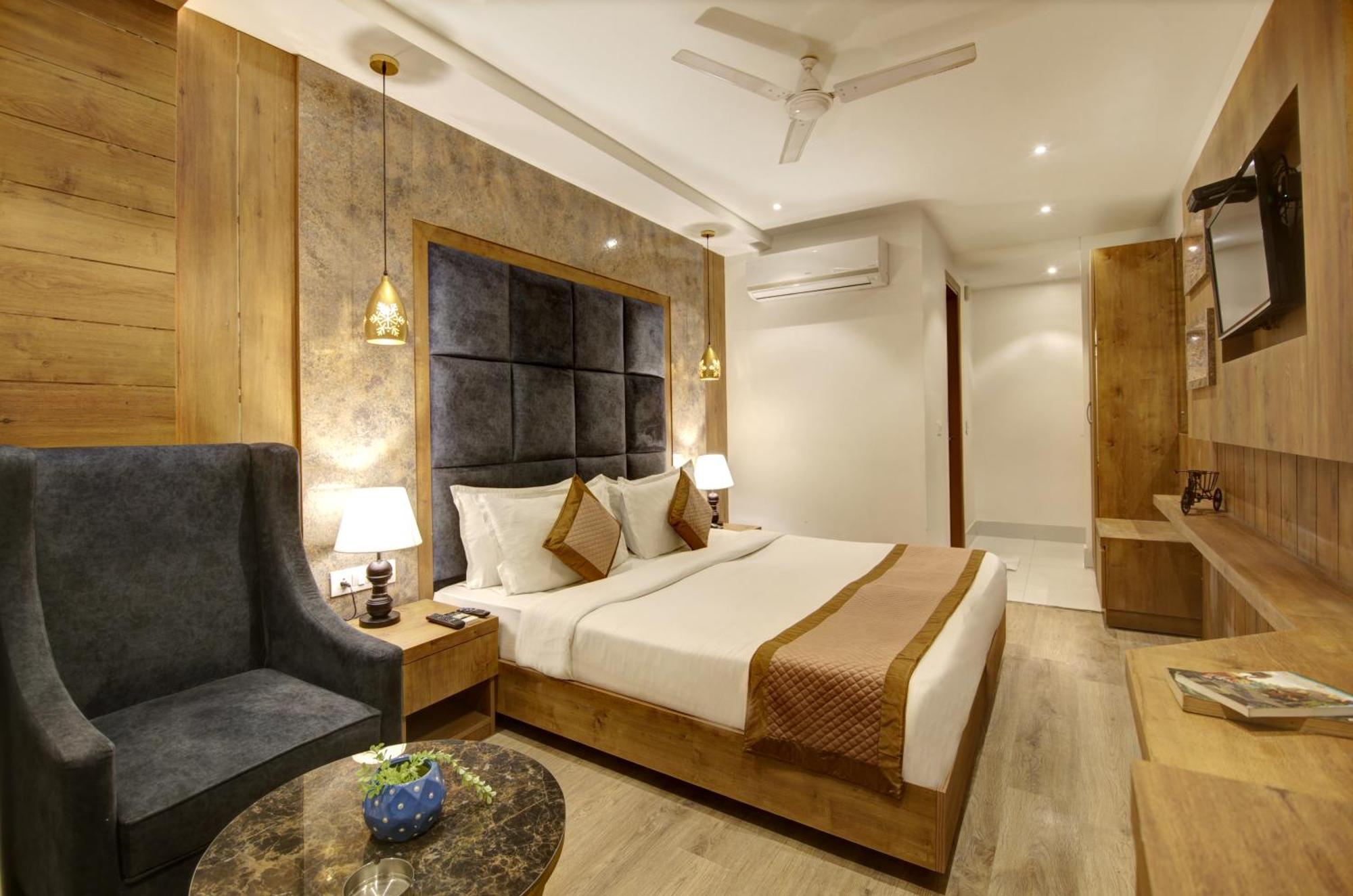 Hotel Town Pallace Inn Patel Nagar New Delhi Esterno foto