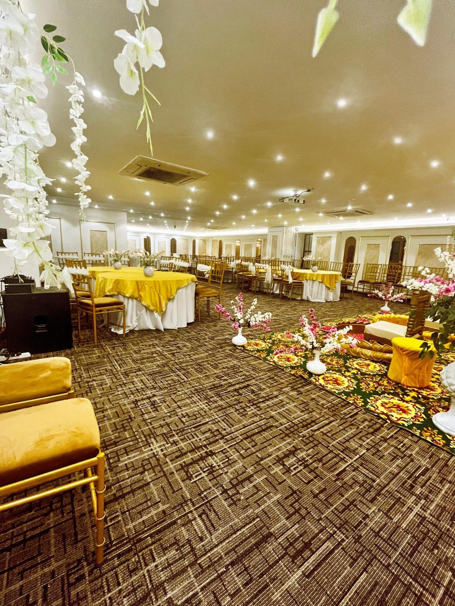 Hotel Town Pallace Inn Patel Nagar New Delhi Esterno foto