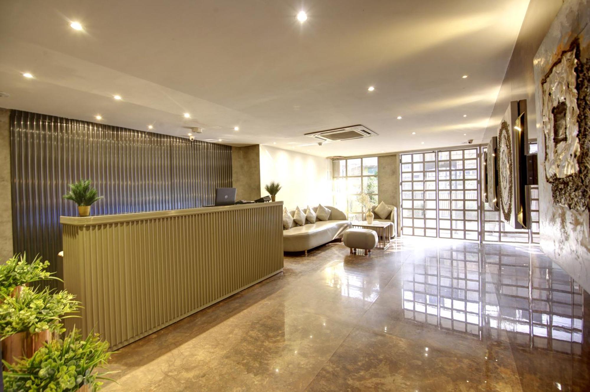 Hotel Town Pallace Inn Patel Nagar New Delhi Esterno foto