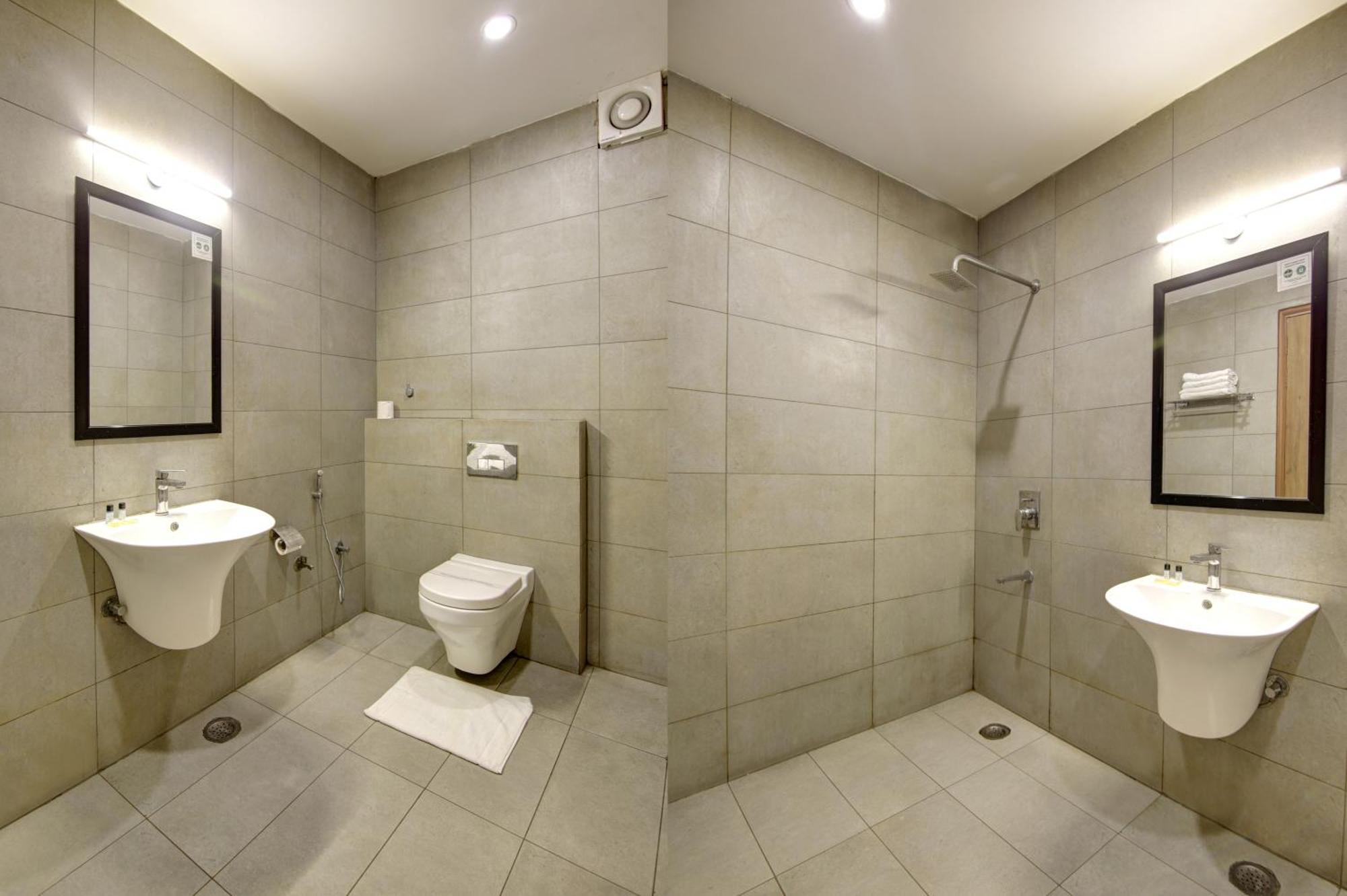 Hotel Town Pallace Inn Patel Nagar New Delhi Esterno foto